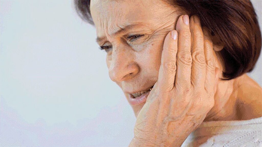 How to Strengthen Teeth and Gums Naturally